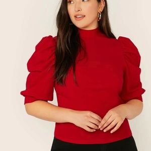 ♥️Beautiful mock neck Red top♥️